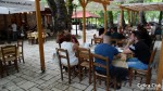 ΣΤΗΝ ΤΑΒΕΡΝΑ ΠΑΡΚΟ ΚΕΦΑΛΟΒΡΥΣΟ!!